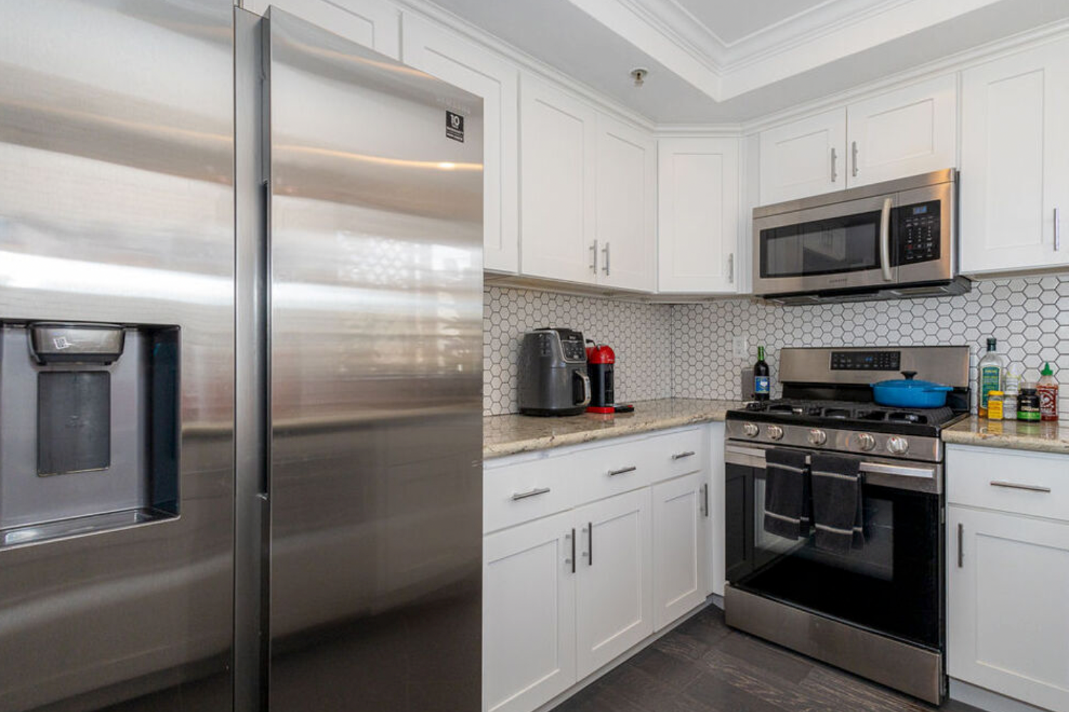 Kitchen at 611 Mound Avenue #E in South Pasadena