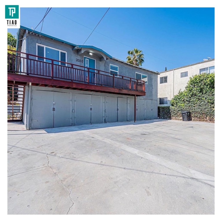 201 S Park View St.