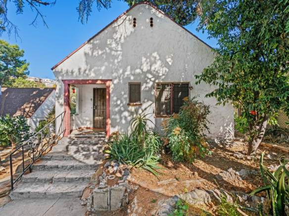 1517 Baxster exterior