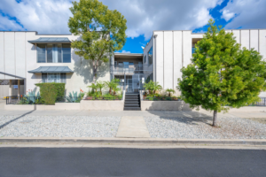 8635 Cashio St front of building