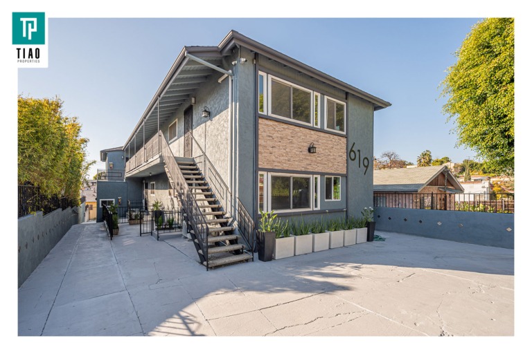 619 N La Fayette Park Pl