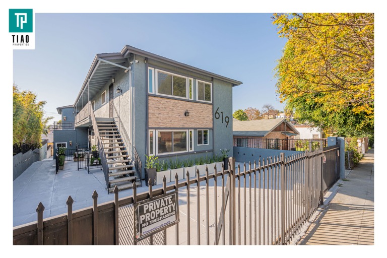 619 N La Fayette Park Pl