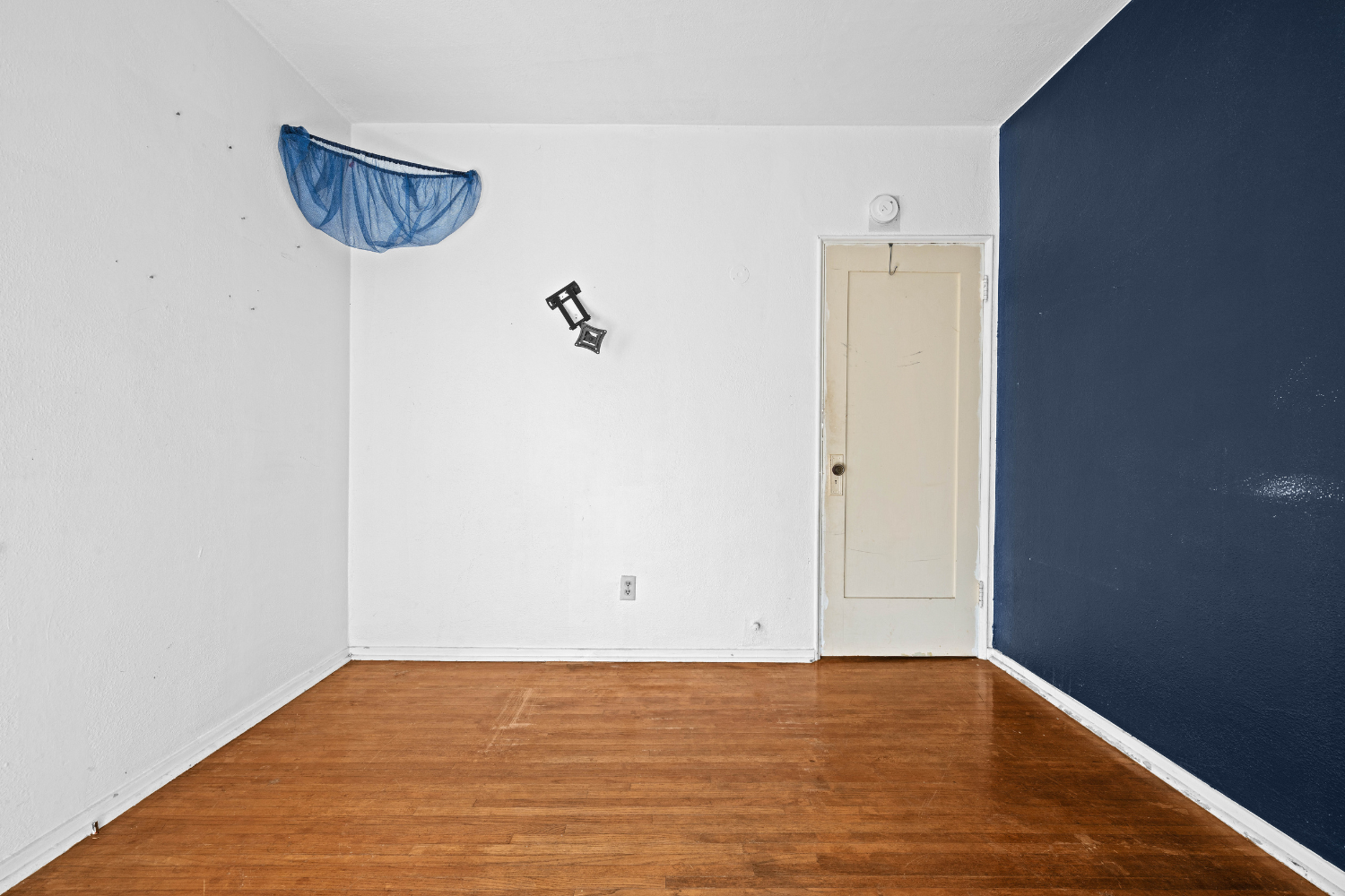 8 1517 Baxster bedroom