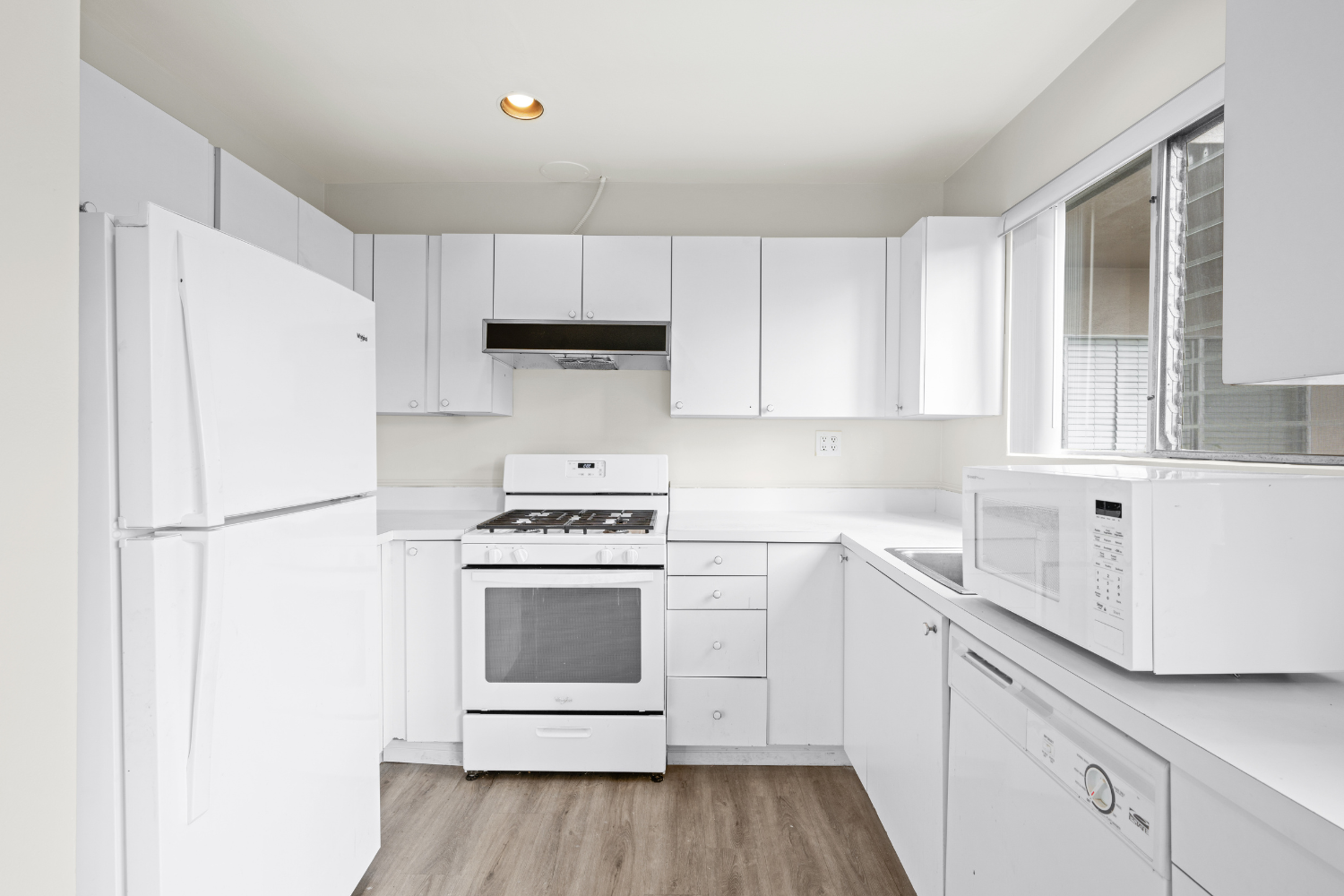 8635 Cashio St kitchen in unit