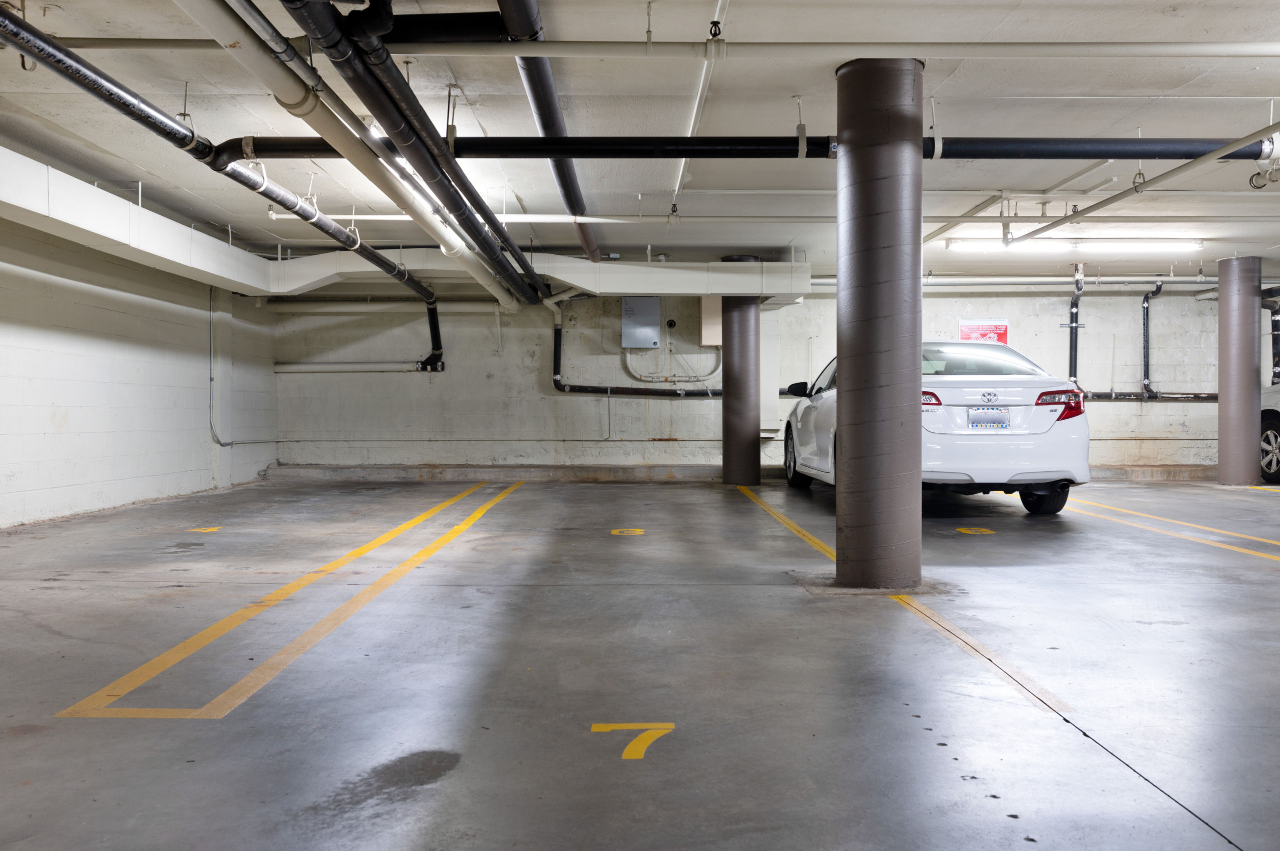 Parking of 440 Veteran Ave #307 Westwood