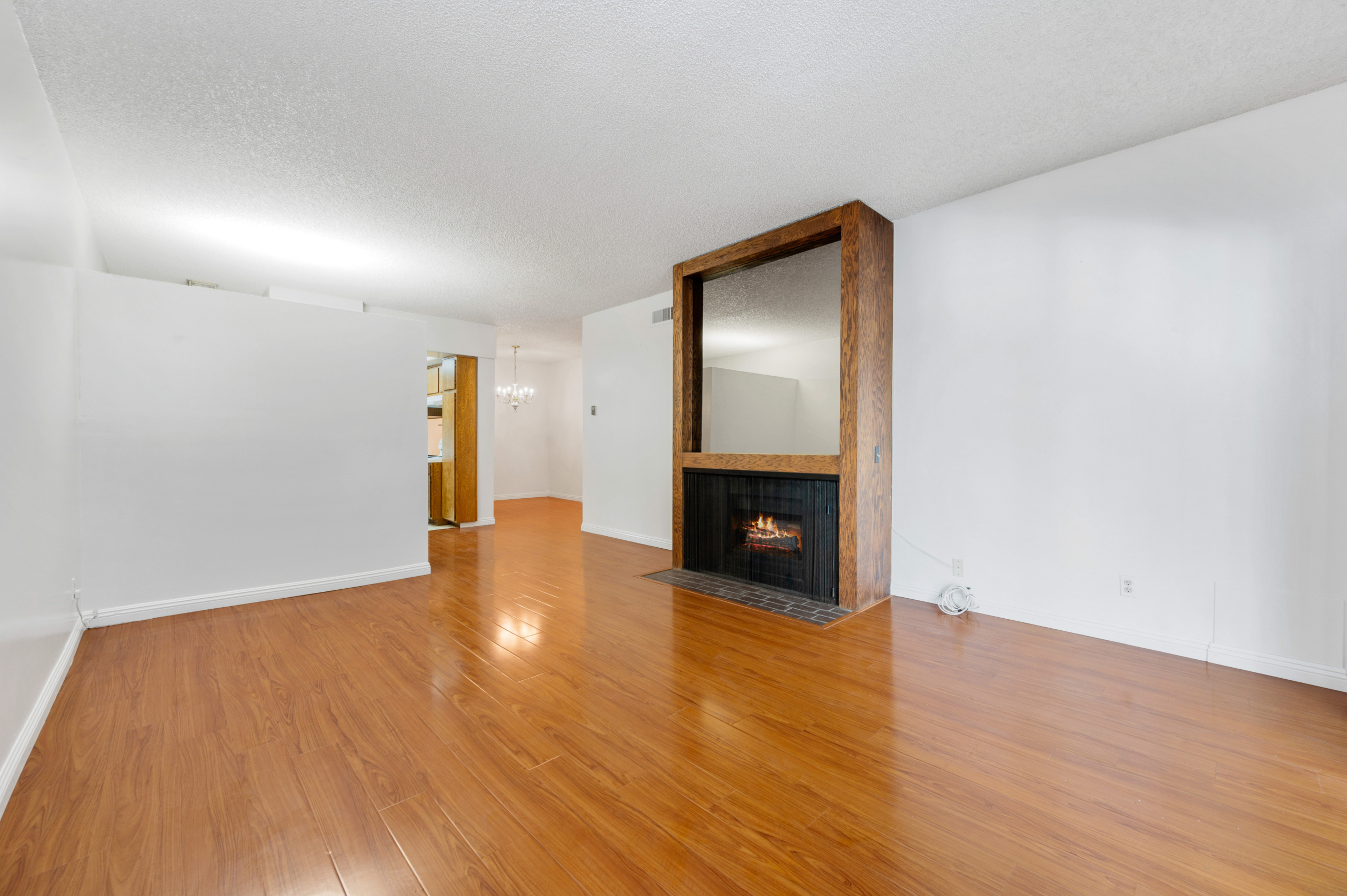 Living room of of 440 Veteran Ave #307 Westwood